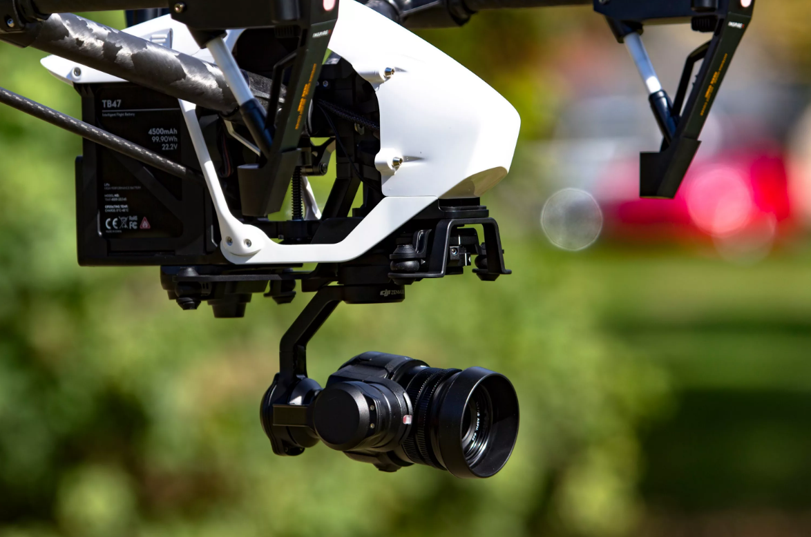 Inspire out. Дрон DJI inspire. DJI inspire 1 Pro. Квадрокоптер DJI inspire 1. Камера Zenmuse x5.