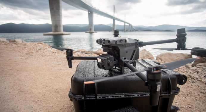 DJI представили серию дронов Matrice 30