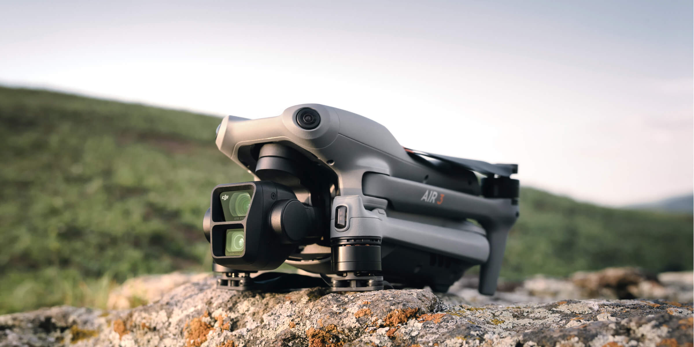 28e73291fbcd0fede41096ab1eabe98b Air 3 boasts the first dual-primary camera system of the Air series